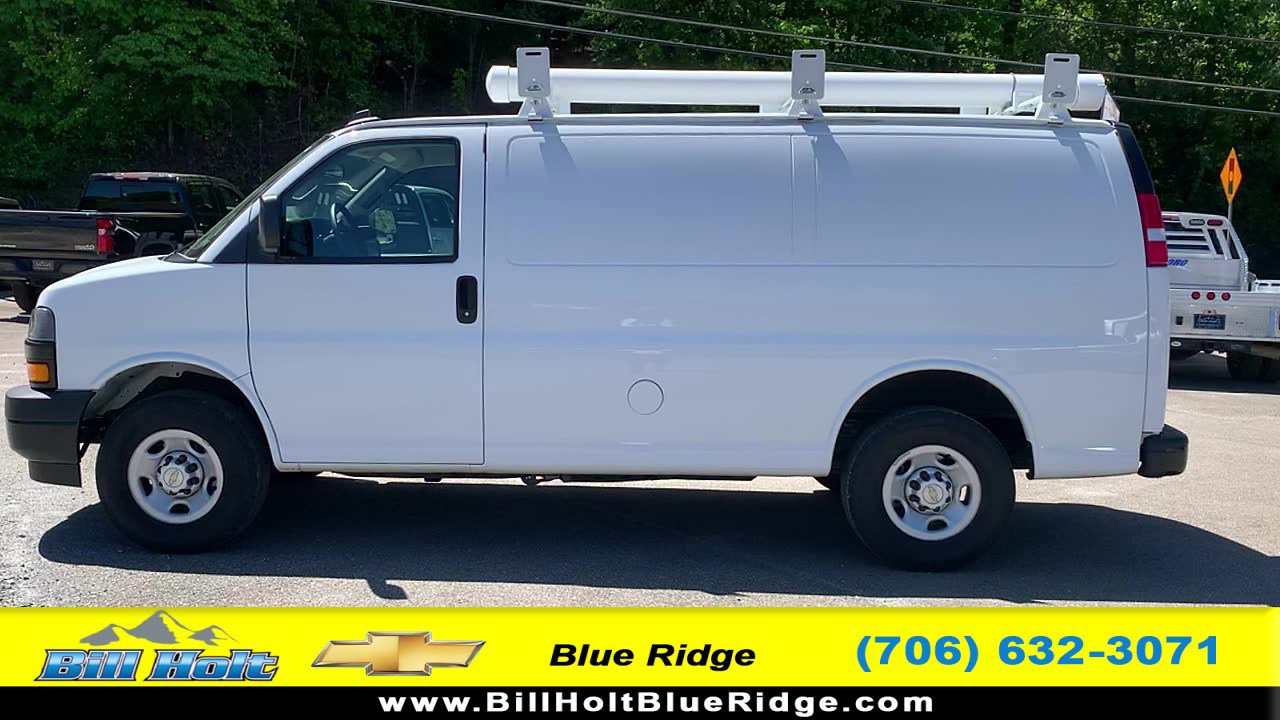 2024 Chevrolet Express 2500 Work Van HD's photo