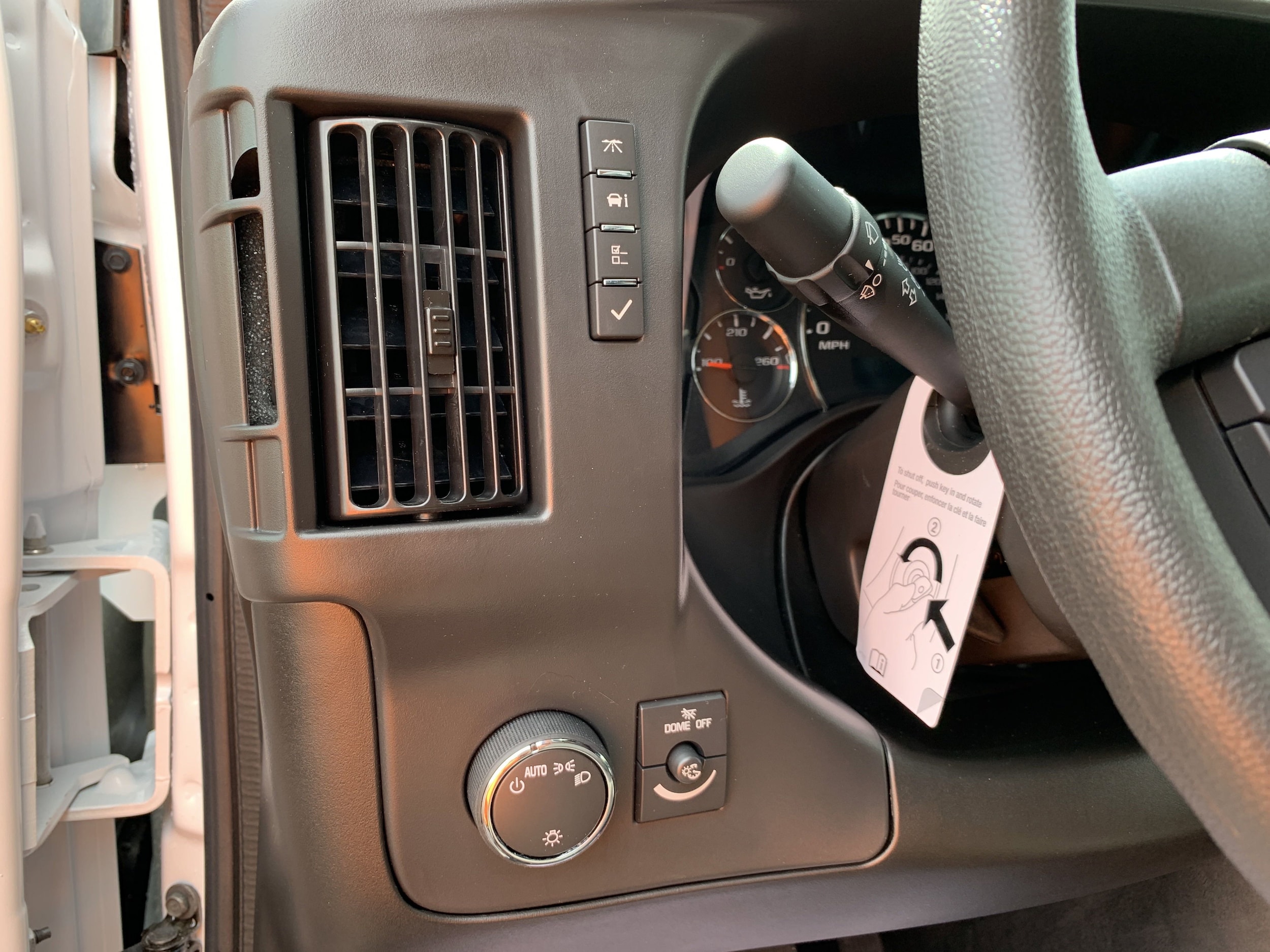 2025 Chevrolet Express Cargo Work Van - Photo 11