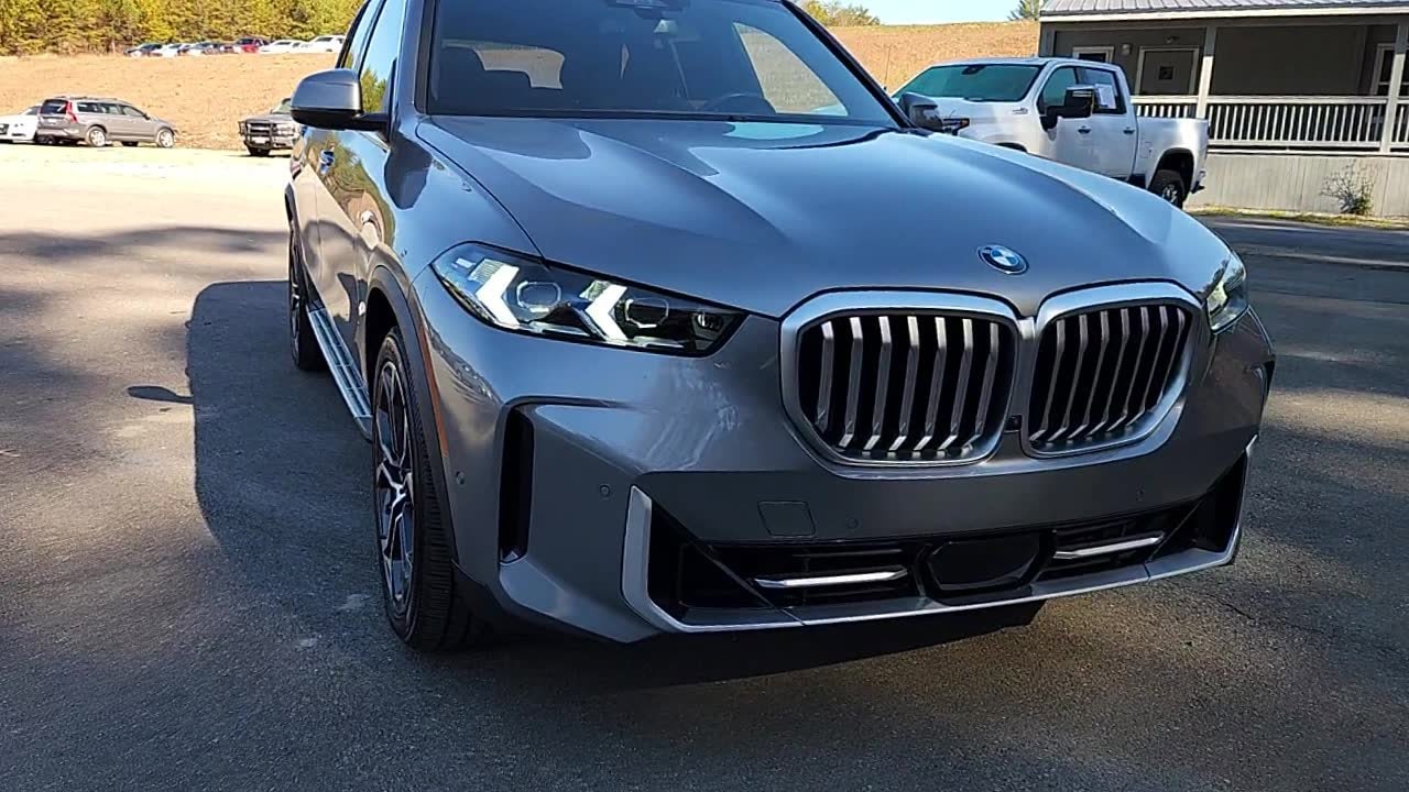 2024 BMW X5 40i's photo