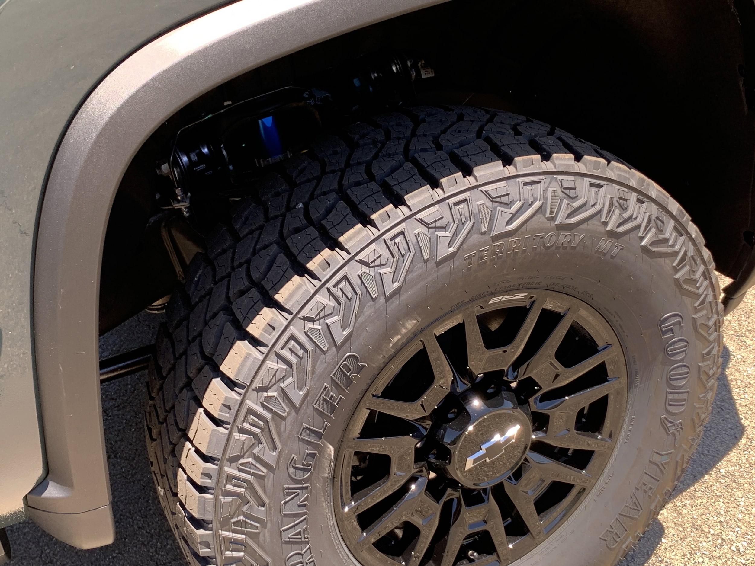 2026 Chevrolet Silverado 2500 HD ZR2 - Photo 37