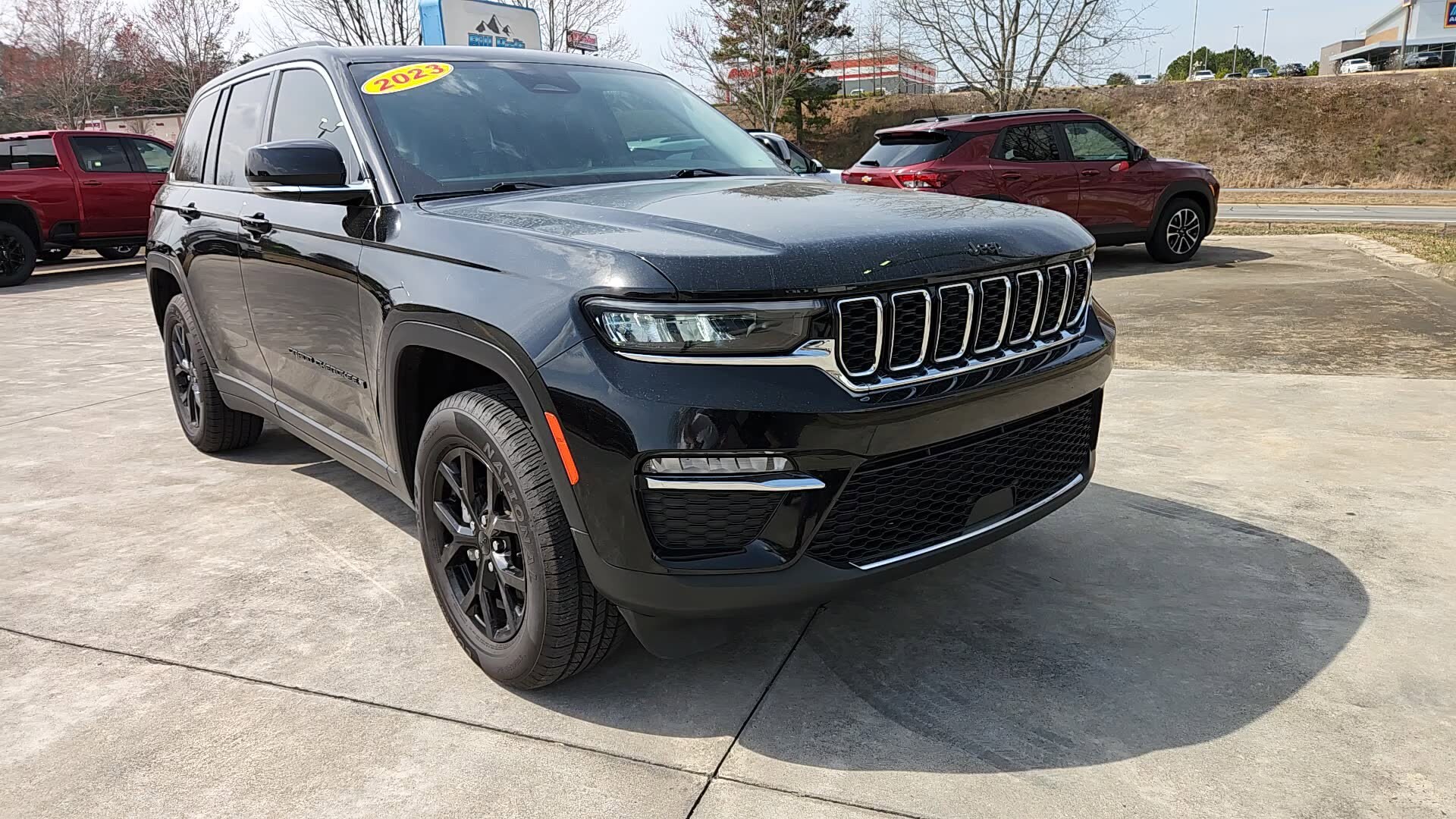 2023 Jeep Grand Cherokee Limited photo 4