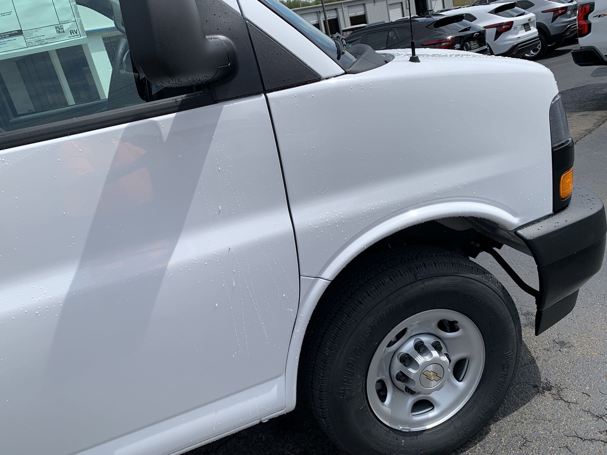 2025 Chevrolet Express Cargo Work Van - Photo 27