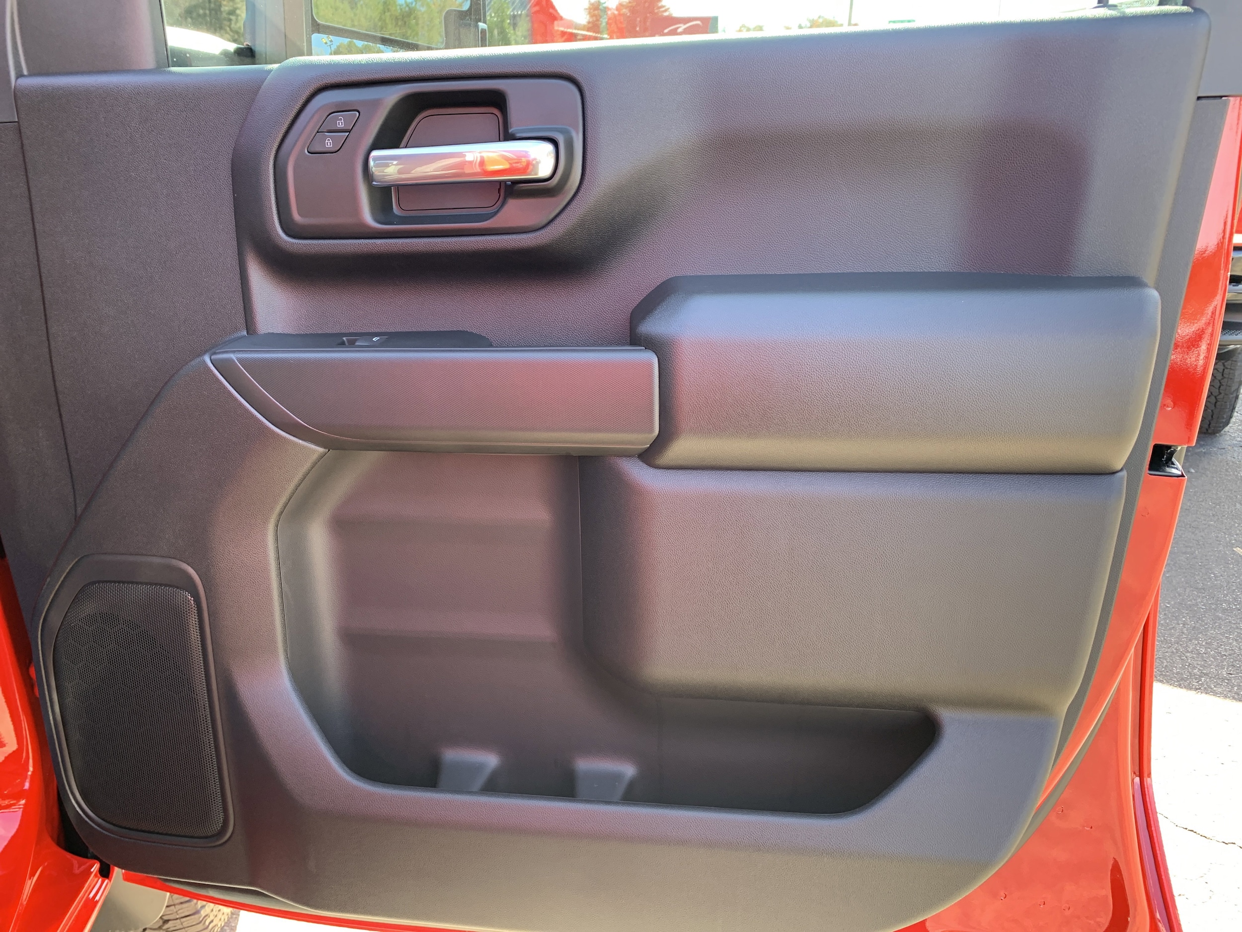 2025 Chevrolet Silverado 2500 HD Custom - Photo 25