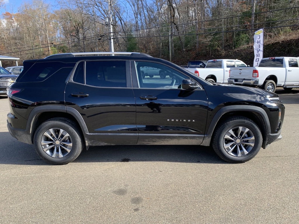 New 2025 Chevrolet Equinox LT SUV
