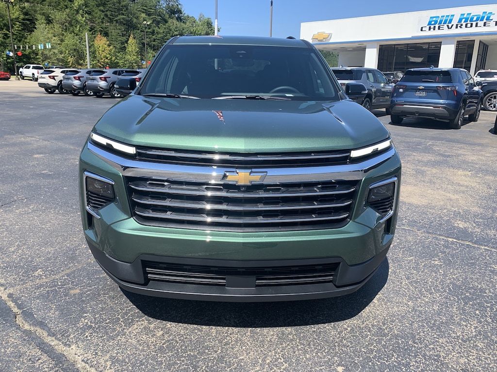 New 2027 Chevrolet Traverse LT SUV