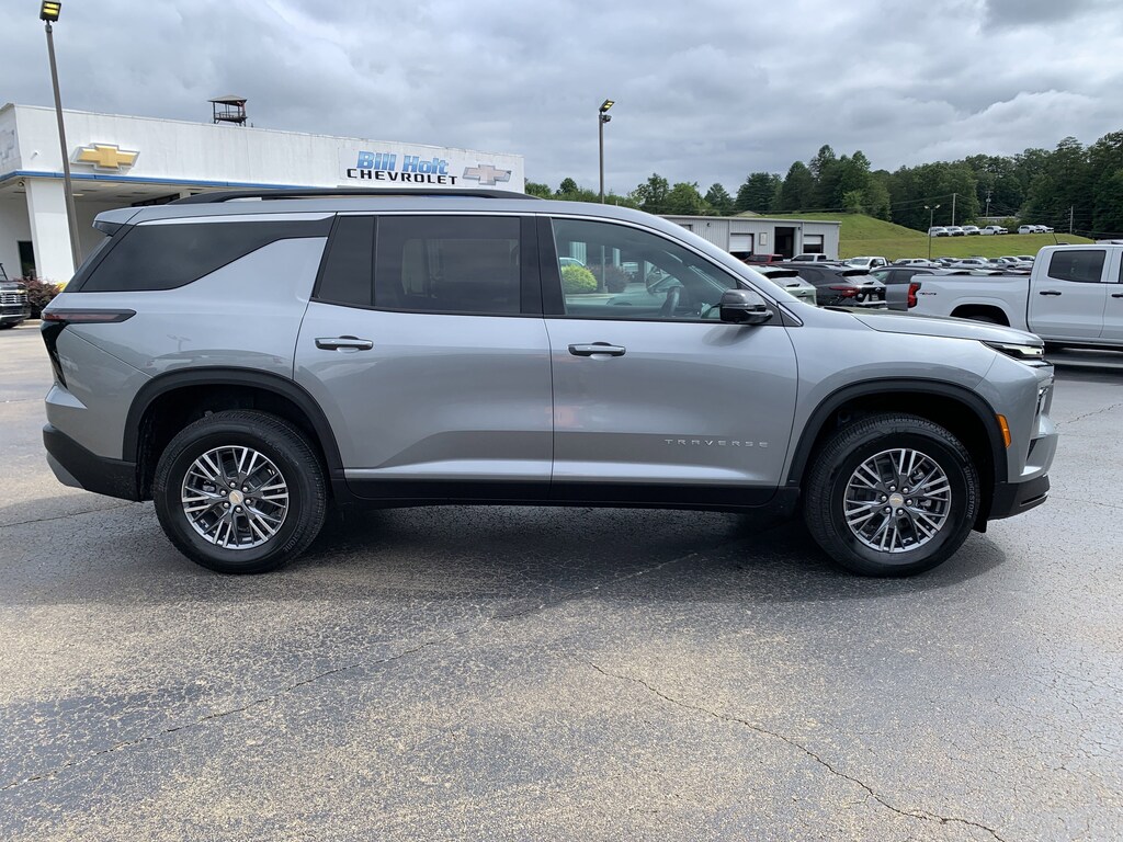 New 2026 Chevrolet Traverse LT SUV