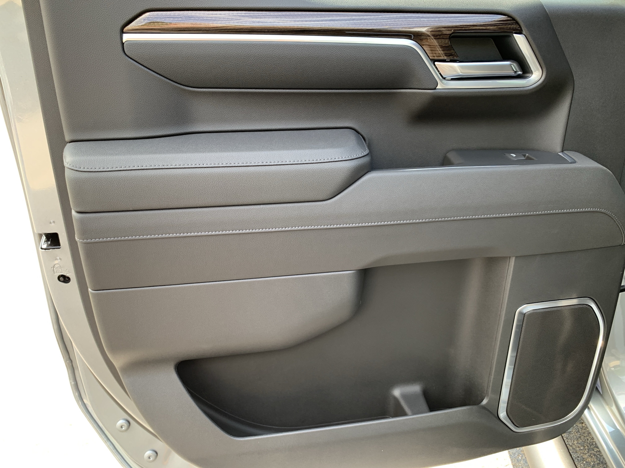 2026 Chevrolet Silverado 1500 RST - Photo 17