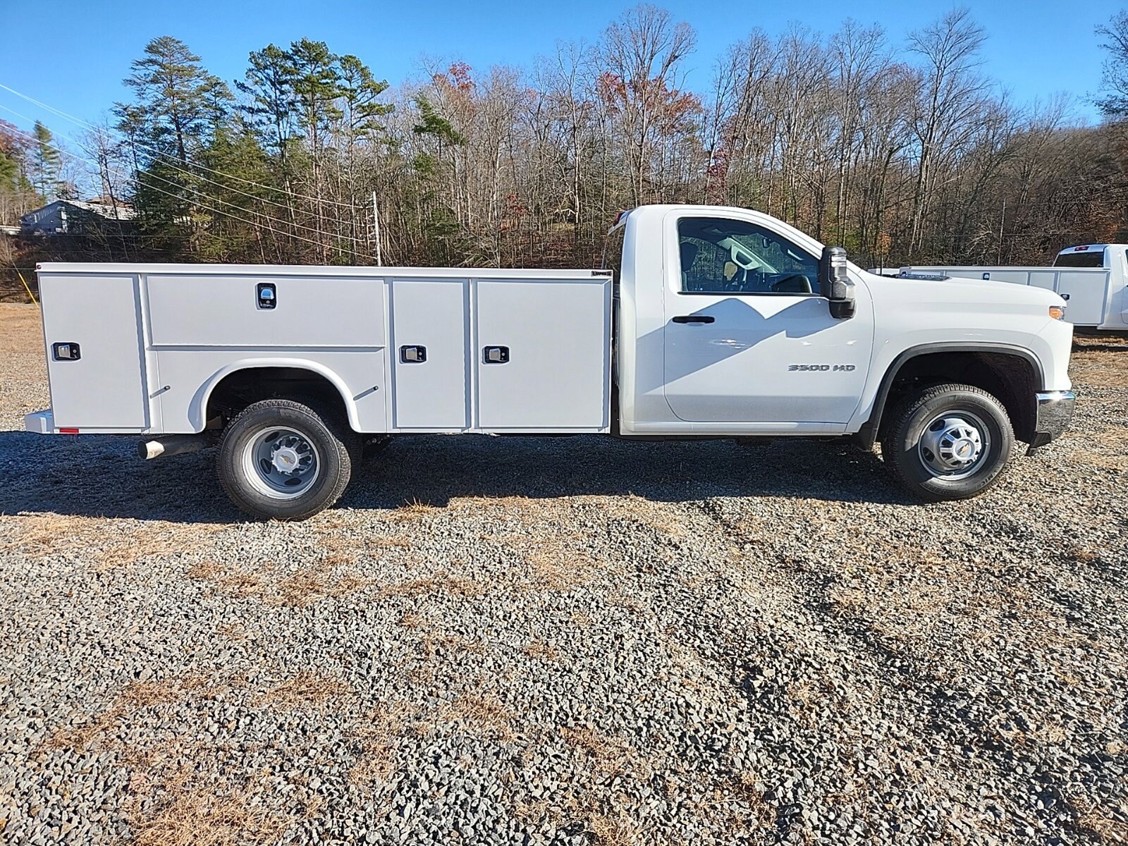 2025 Chevrolet Silverado 3500HD Work Truck photo 2