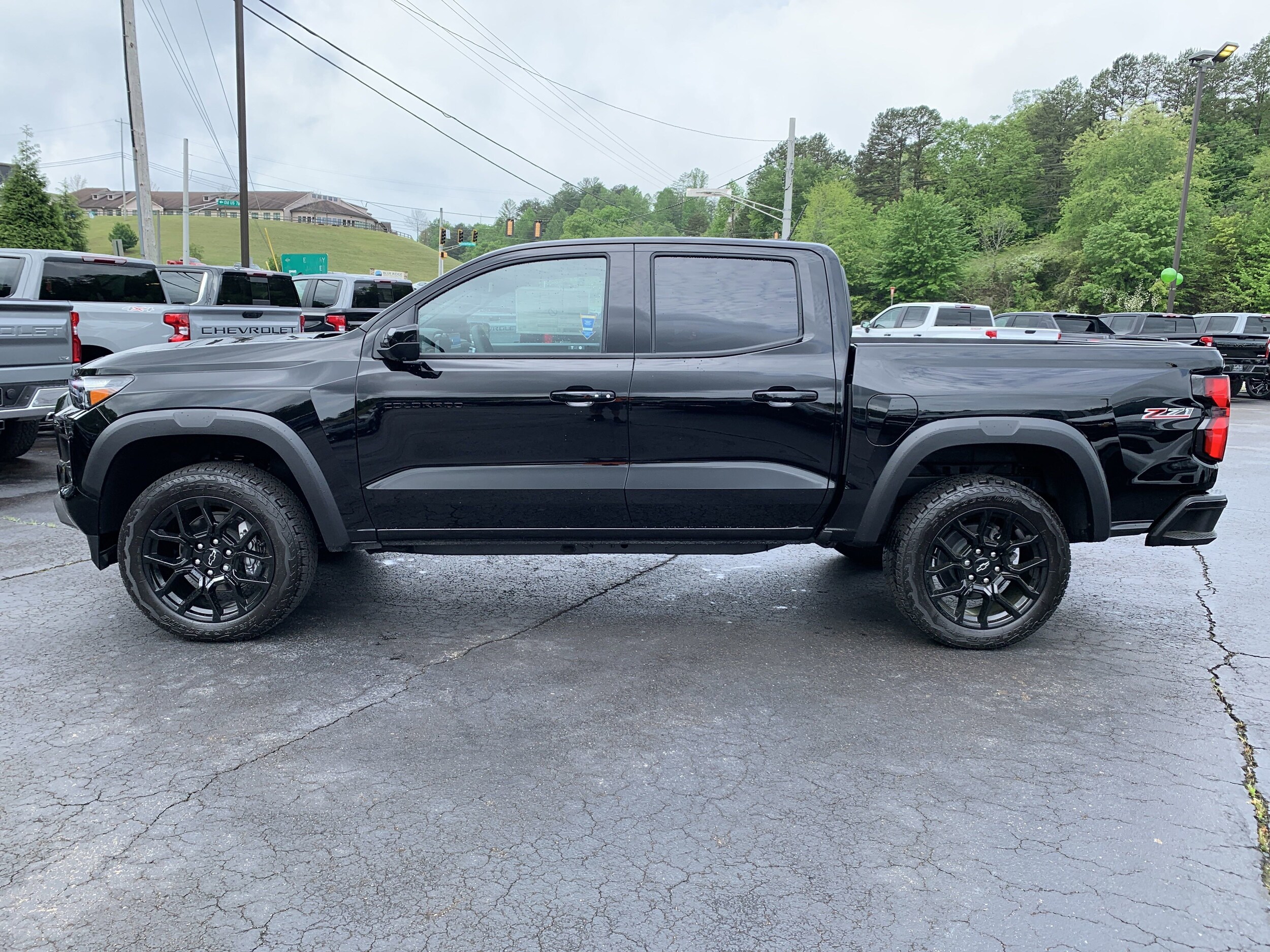 2024 Chevrolet Colorado Z71 photo 4