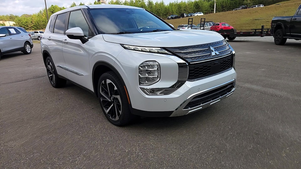 Used 2022 Mitsubishi Outlander SE