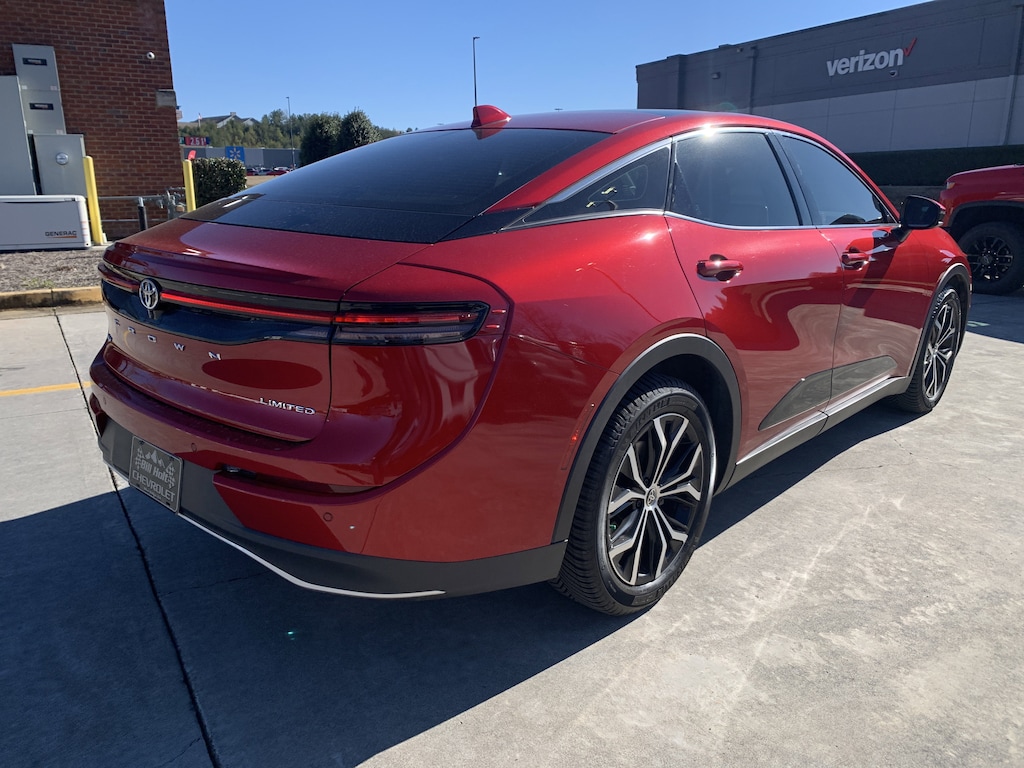 Used 2023 Toyota Crown XLE