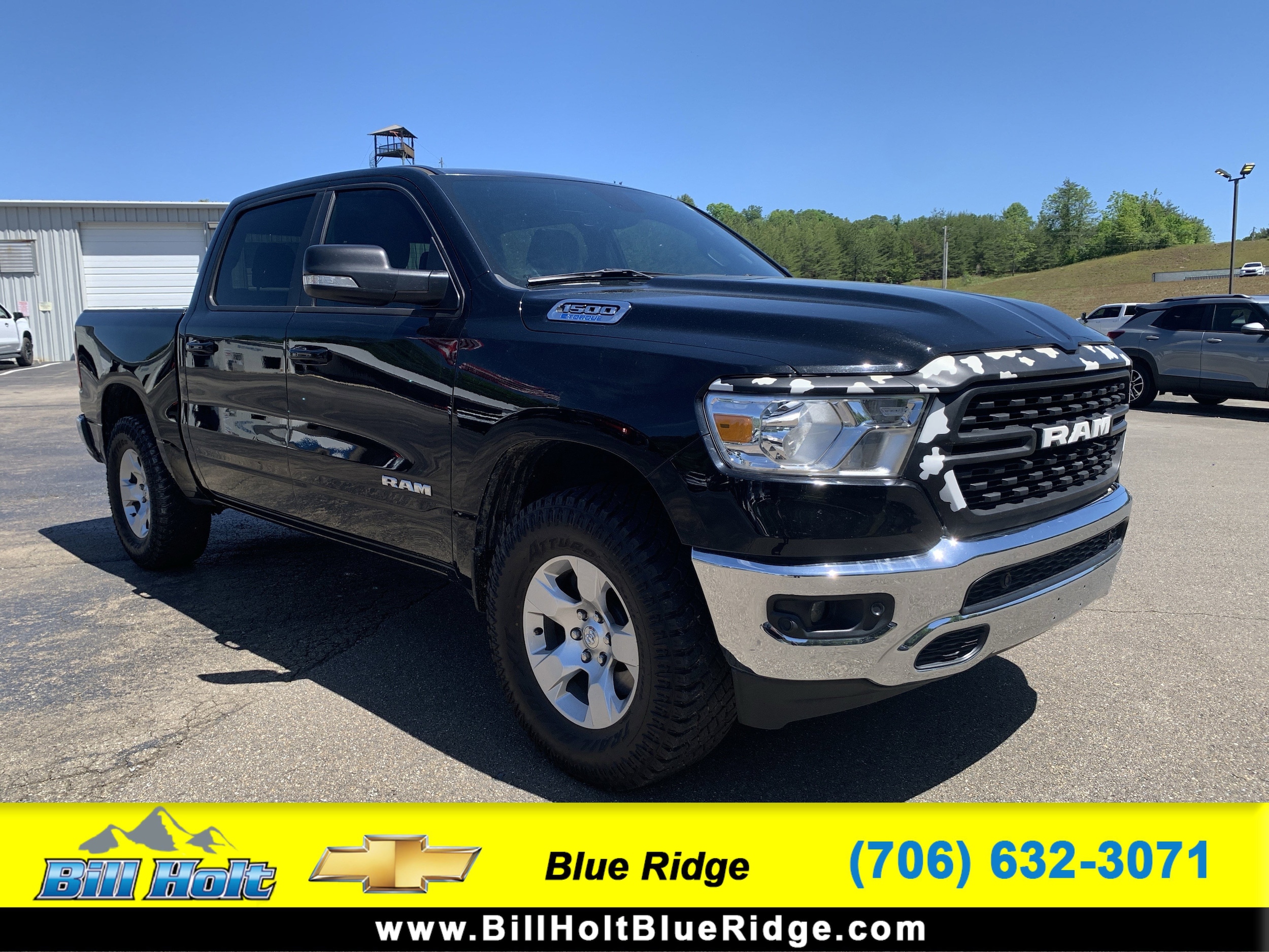 View vehicle photo 4