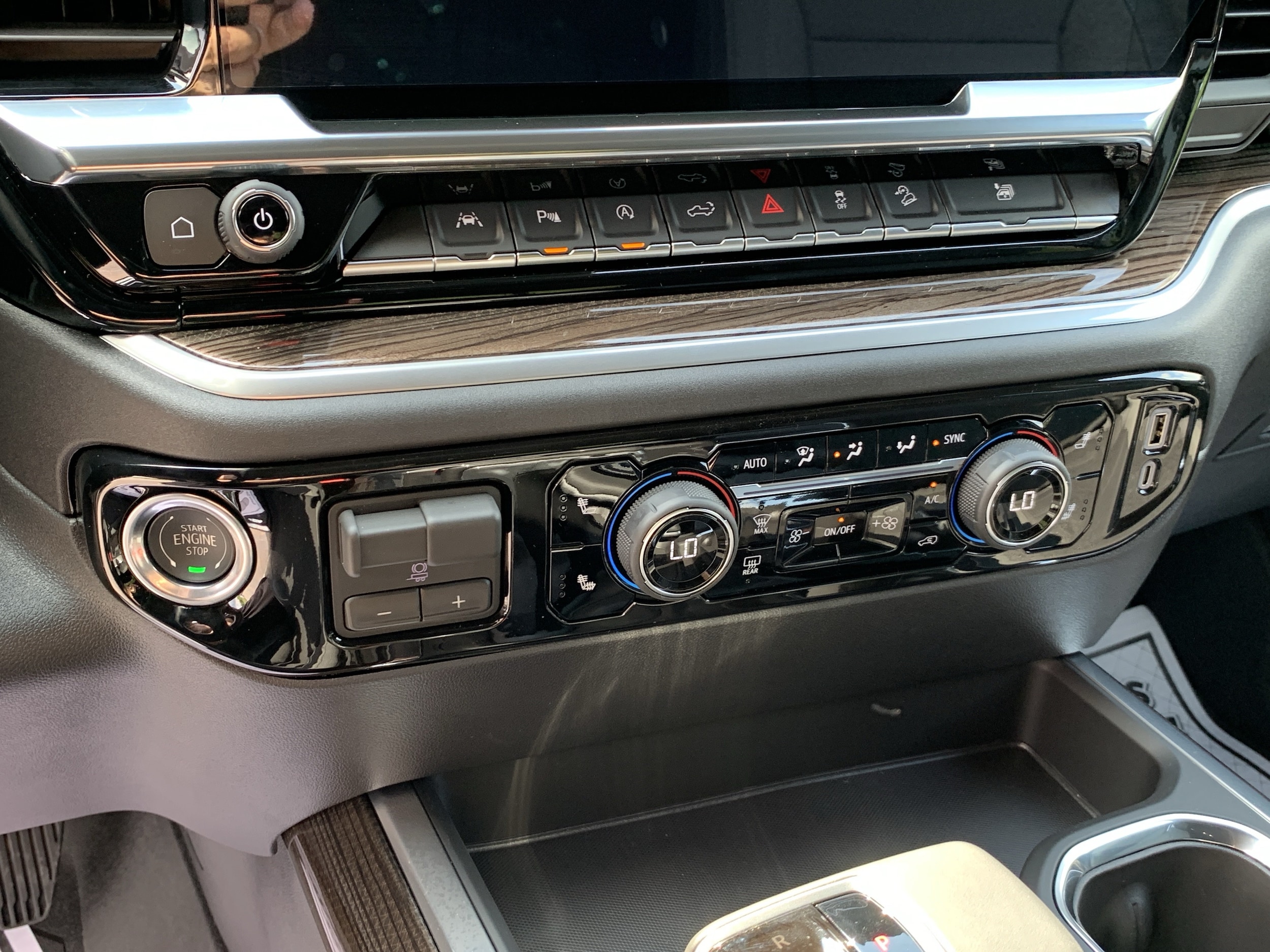 2026 Chevrolet Silverado 1500 RST - Photo 15