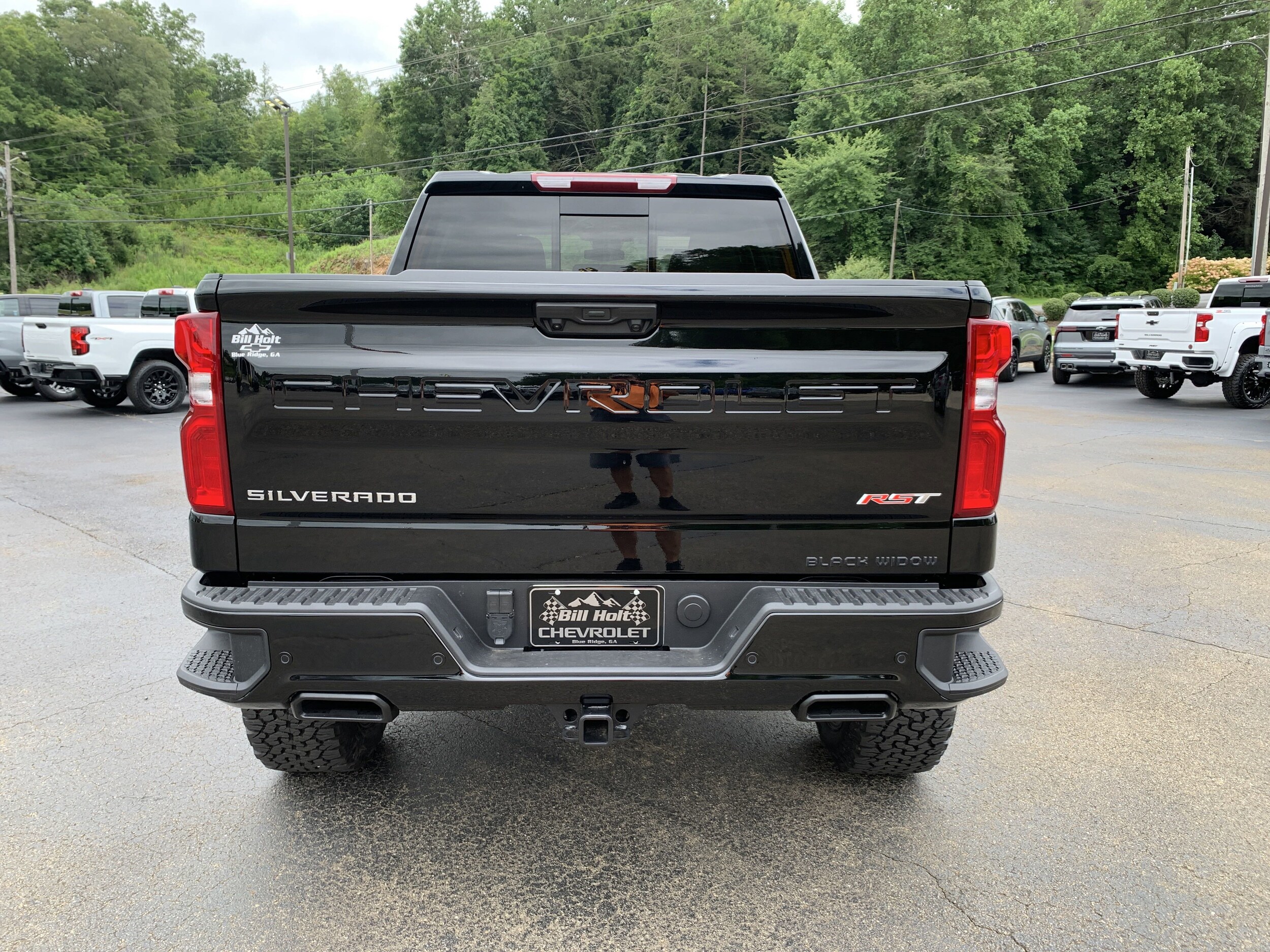 2025 Chevrolet Silverado 1500 RST photo 3