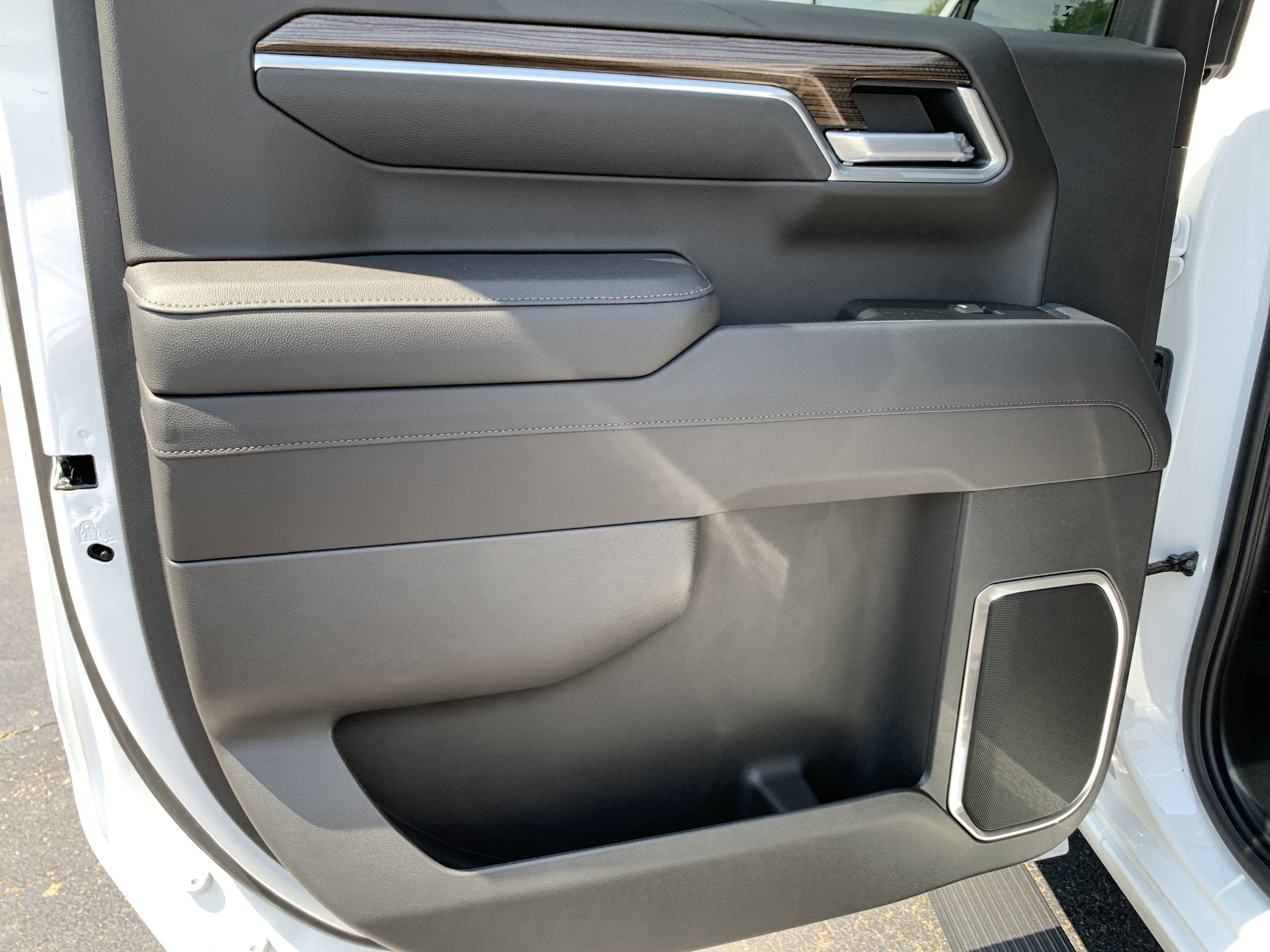 2025 Chevrolet Silverado 1500 RST - Photo 28