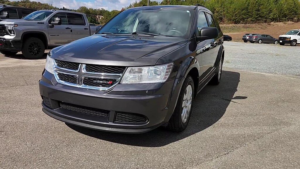 Used 2017 Dodge Journey SE
