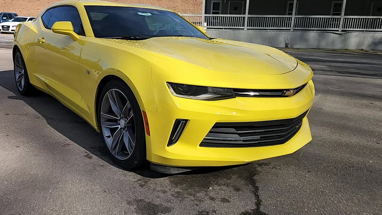 2018 Chevrolet Camaro 1LT's photo