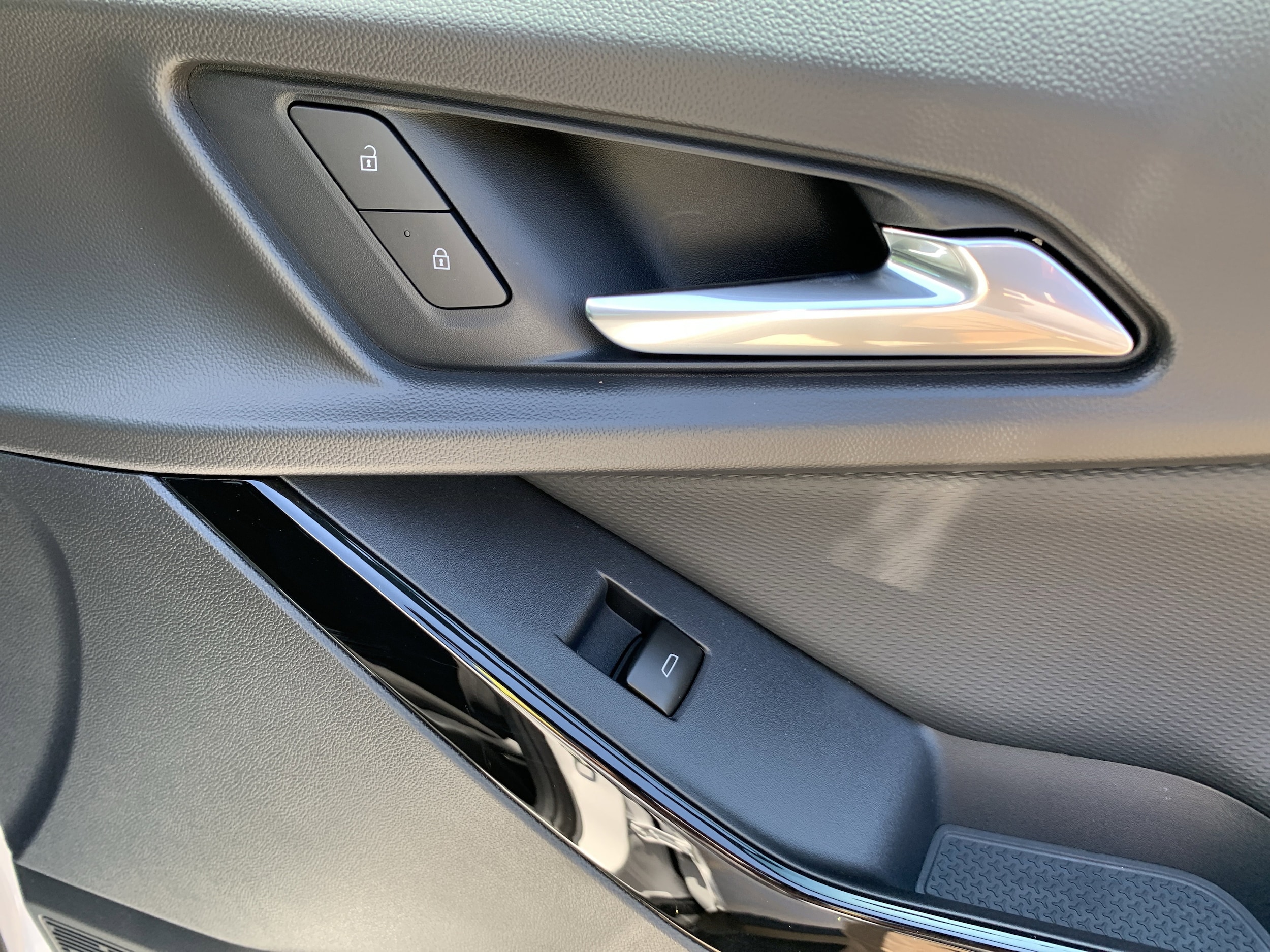 2026 Chevrolet Equinox LT - Photo 22