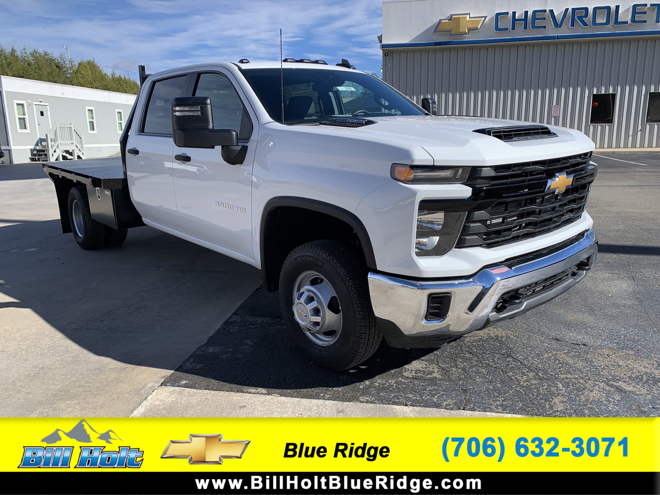 2025 Chevrolet Silverado 3500HD Work Truck's photo