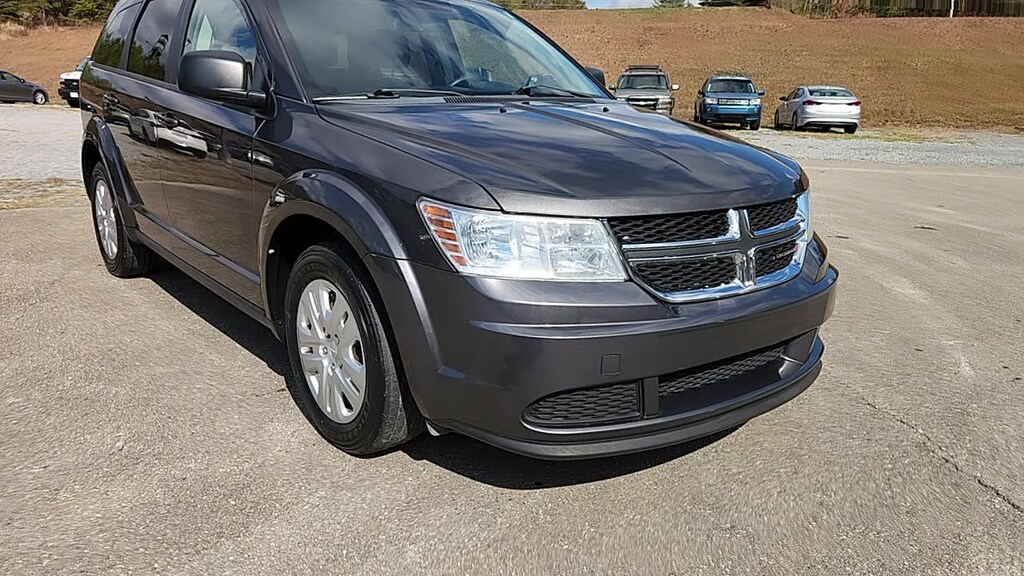 Used 2017 Dodge Journey SE