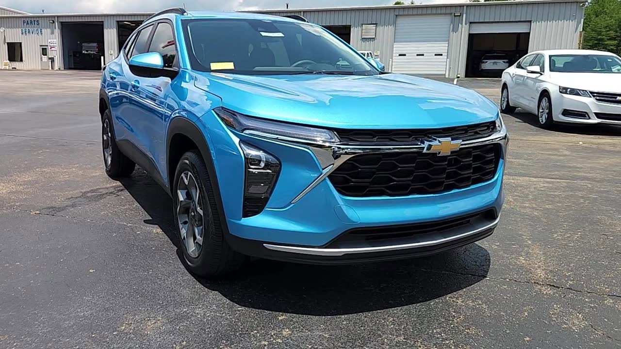 2025 Chevrolet Trax SUV 