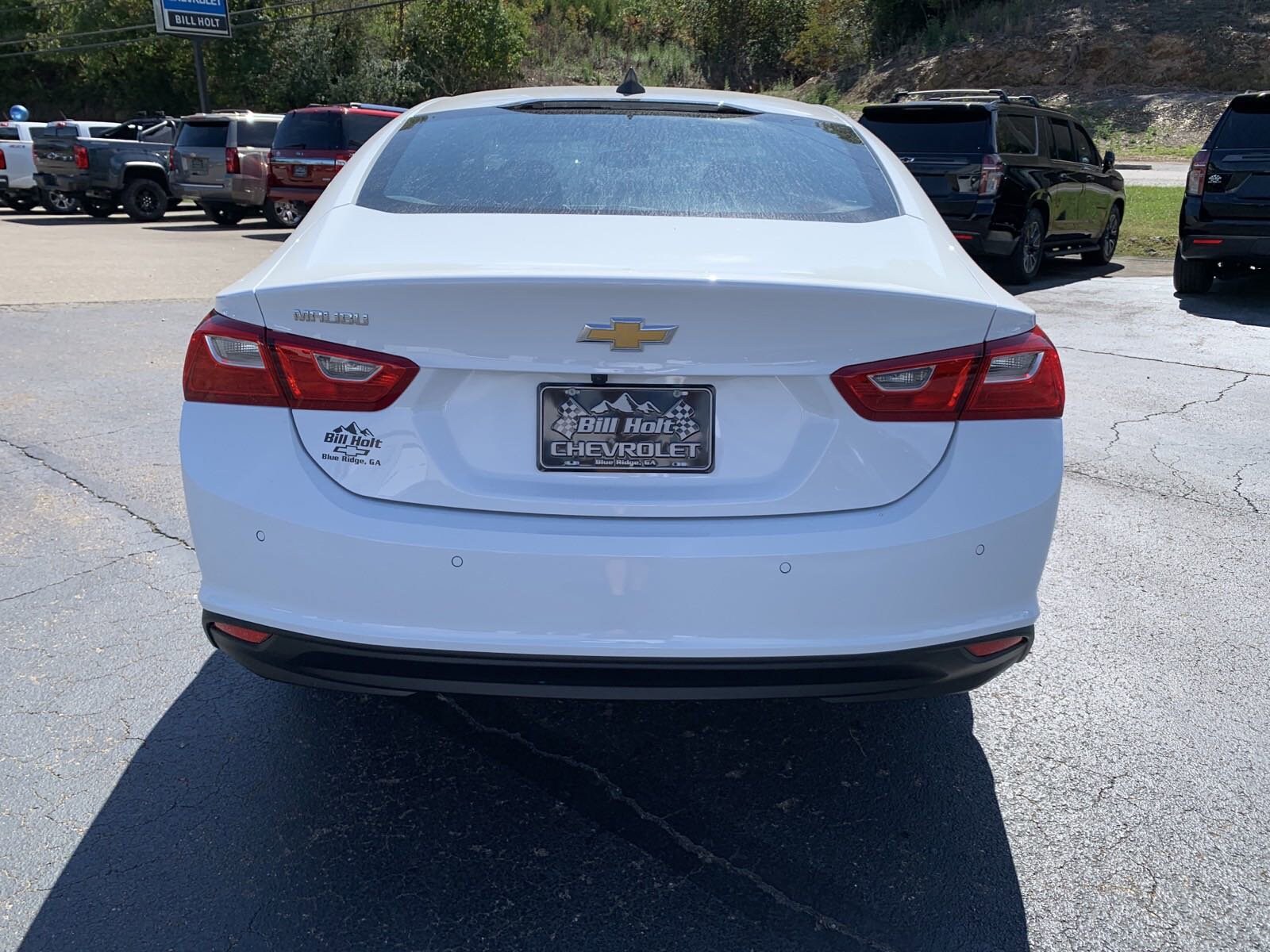 2025 Chevrolet Malibu LS photo 3