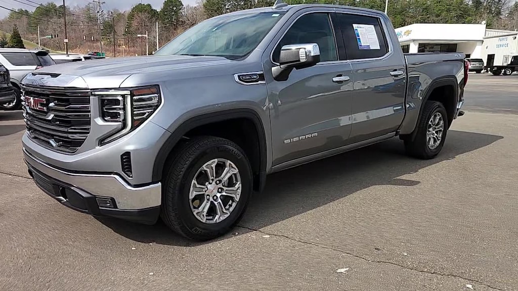 Used 2025 GMC Sierra 1500 SLT Truck