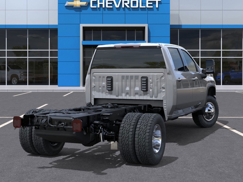 New 2026 Chevrolet Silverado 3500 HD Chassis Cab LT Truck
