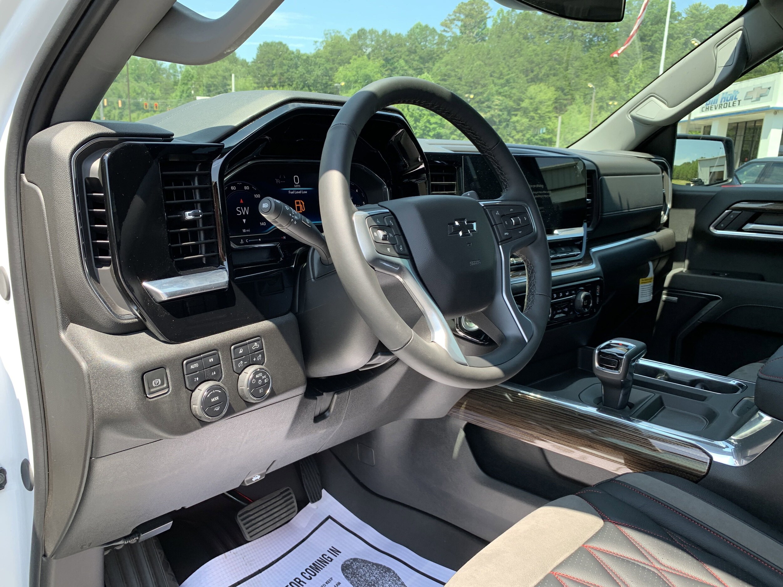 2025 Chevrolet Silverado 1500 RST - Photo 20