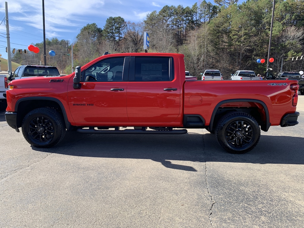 New 2025 Chevrolet Silverado 2500 HD Custom Truck
