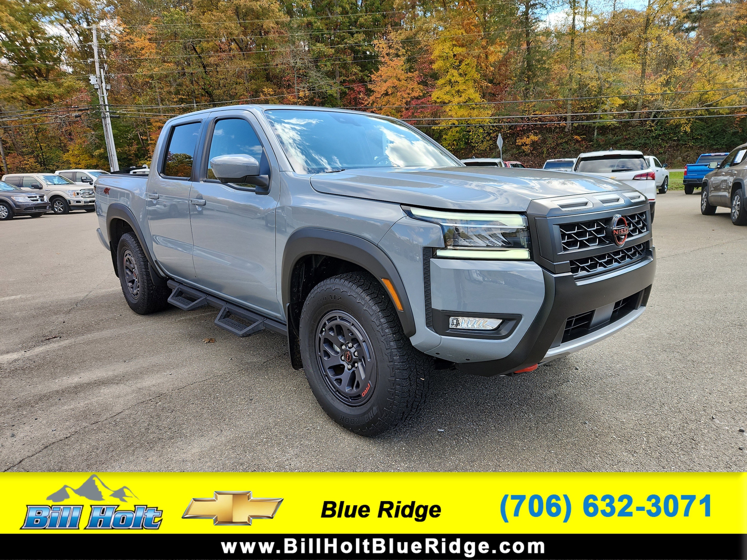 2025 Nissan Frontier PRO-4X's photo