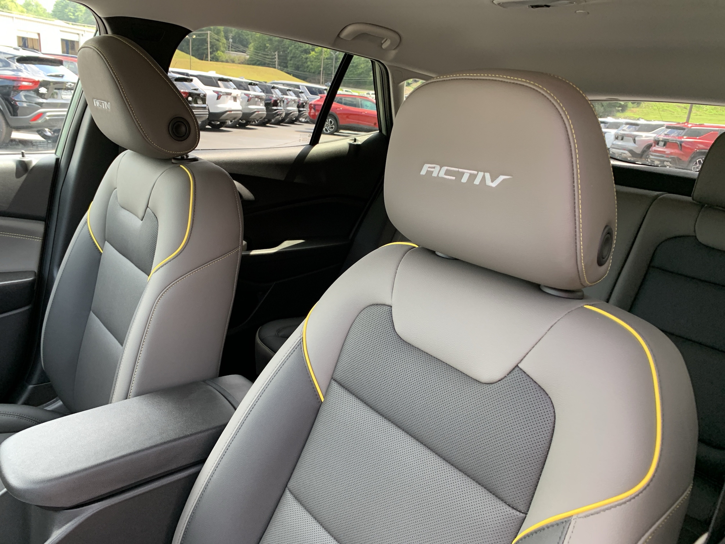 2026 Chevrolet Trax Activ - Photo 9