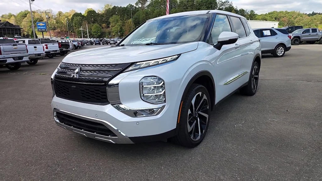 Used 2022 Mitsubishi Outlander SE