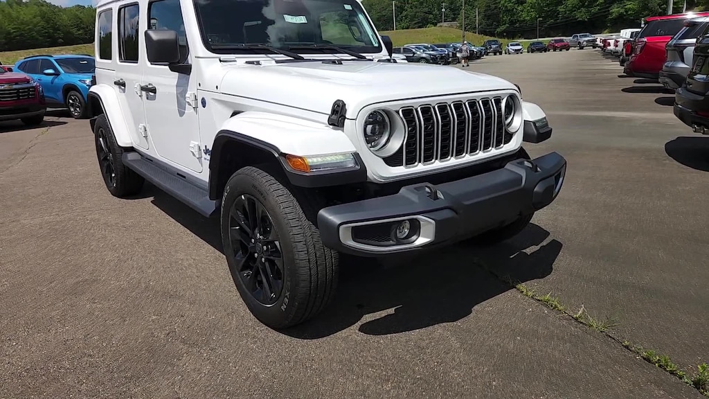 Used 2025 Jeep Wrangler 4xe Sahara