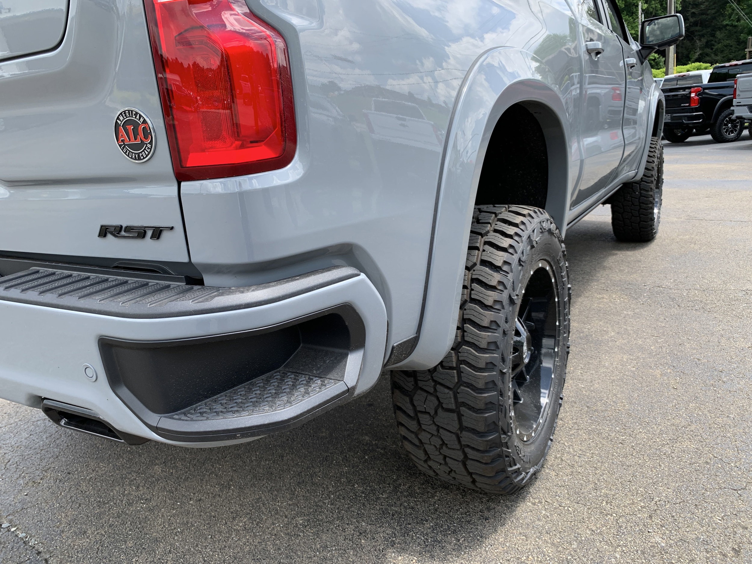 2025 Chevrolet Silverado 1500 RST - Photo 28