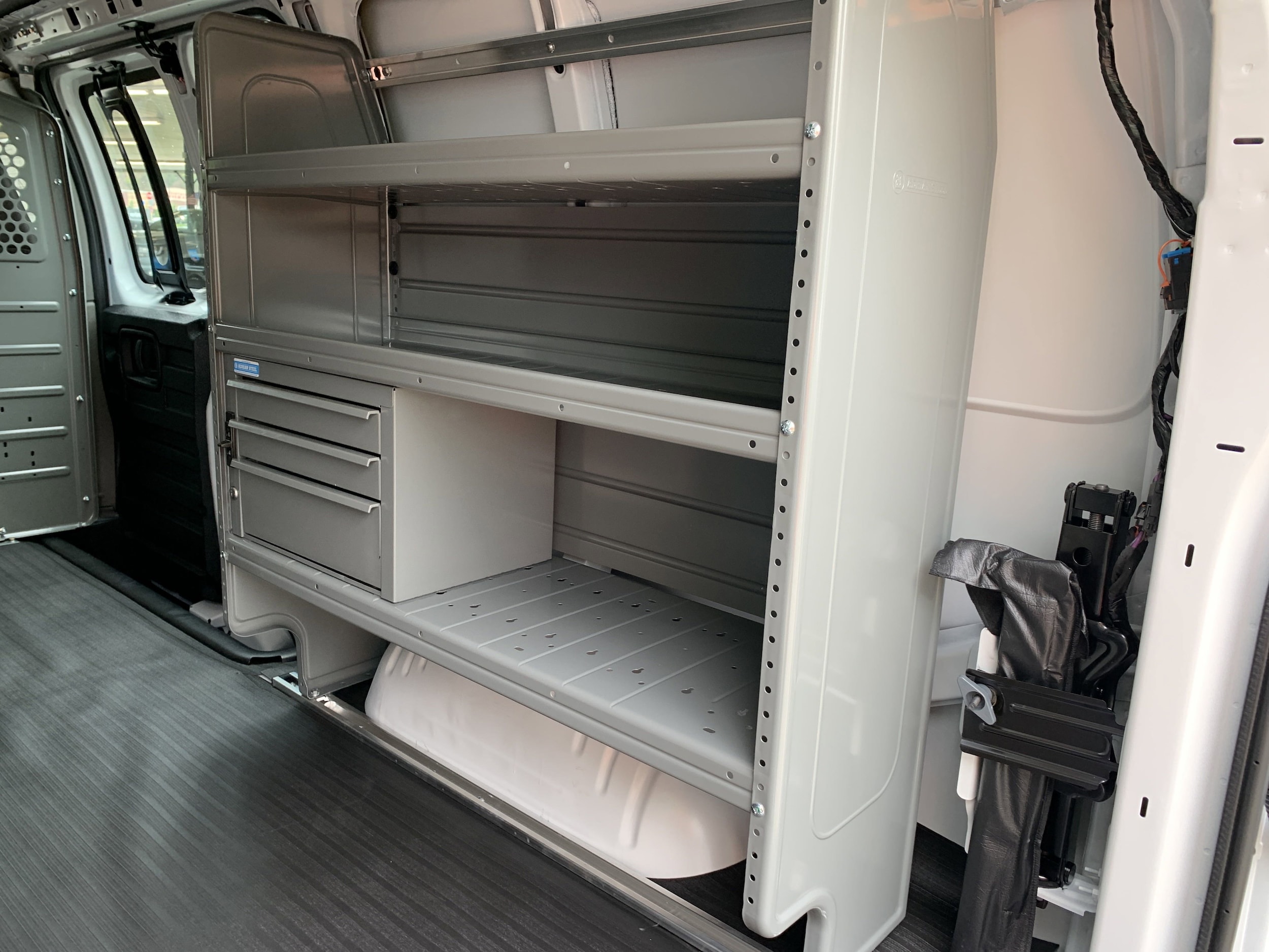 2025 Chevrolet Express Cargo Work Van - Photo 17