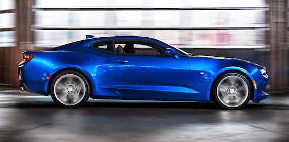 Compare 2018 Ford Mustang vs Chevrolet Camaro Sports Car Review | Hammond LA