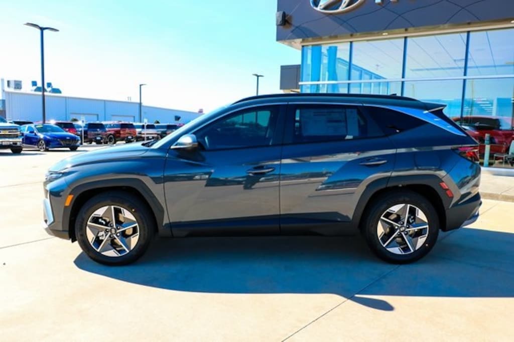 New 2025 Hyundai Tucson SEL FWD SUV