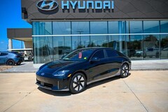 2025 Hyundai IONIQ 6 SE Standard Range Sedan