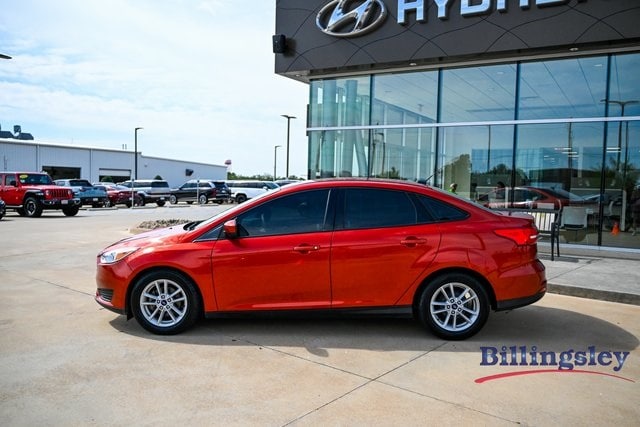 Used 2018 Ford Focus SE with VIN 1FADP3F25JL259533 for sale in Lawton, OK