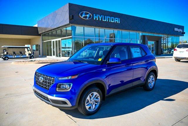 2026 Hyundai Venue SE's photo