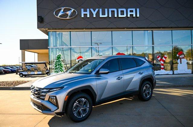 2026 Hyundai Tucson Hybrid SUV 