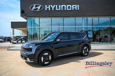 Used special  2024 Kia EV9 Light Long Range SUV for sale in Lawton, OK