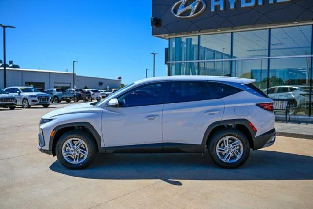 New 2026 Hyundai Tucson SE AWD SUV