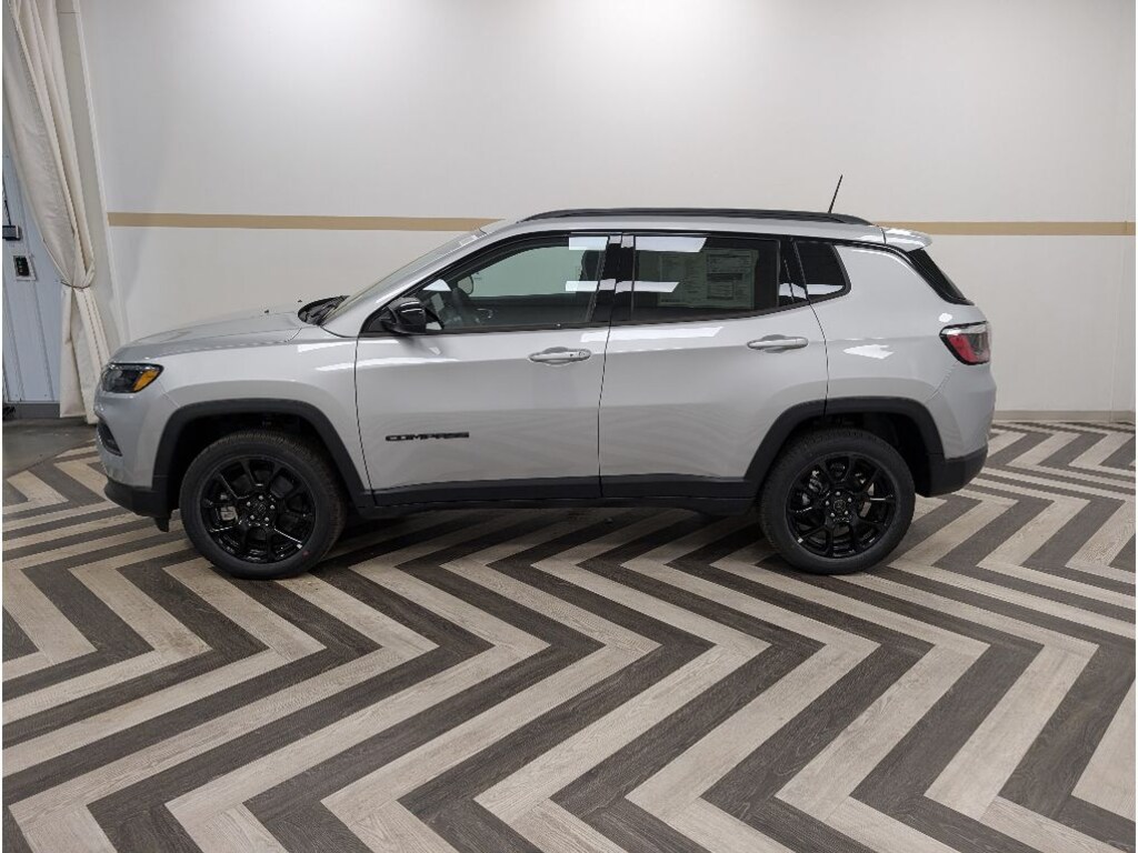 New 2026 Jeep Compass LATITUDE ALTITUDE 4X4 Sport Utility