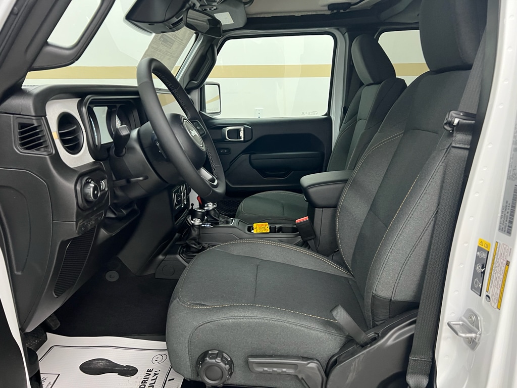 New 2026 Jeep Wrangler 4-DOOR SPORT S Sport Utility