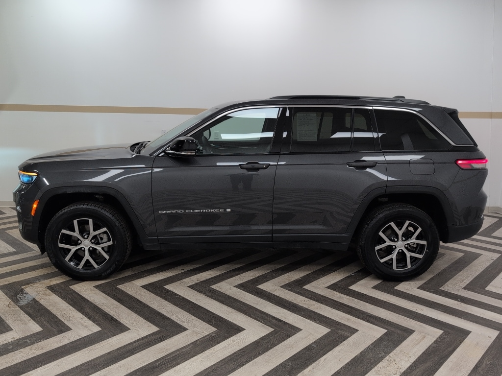 Used 2024 Jeep Grand Cherokee Limited SUV