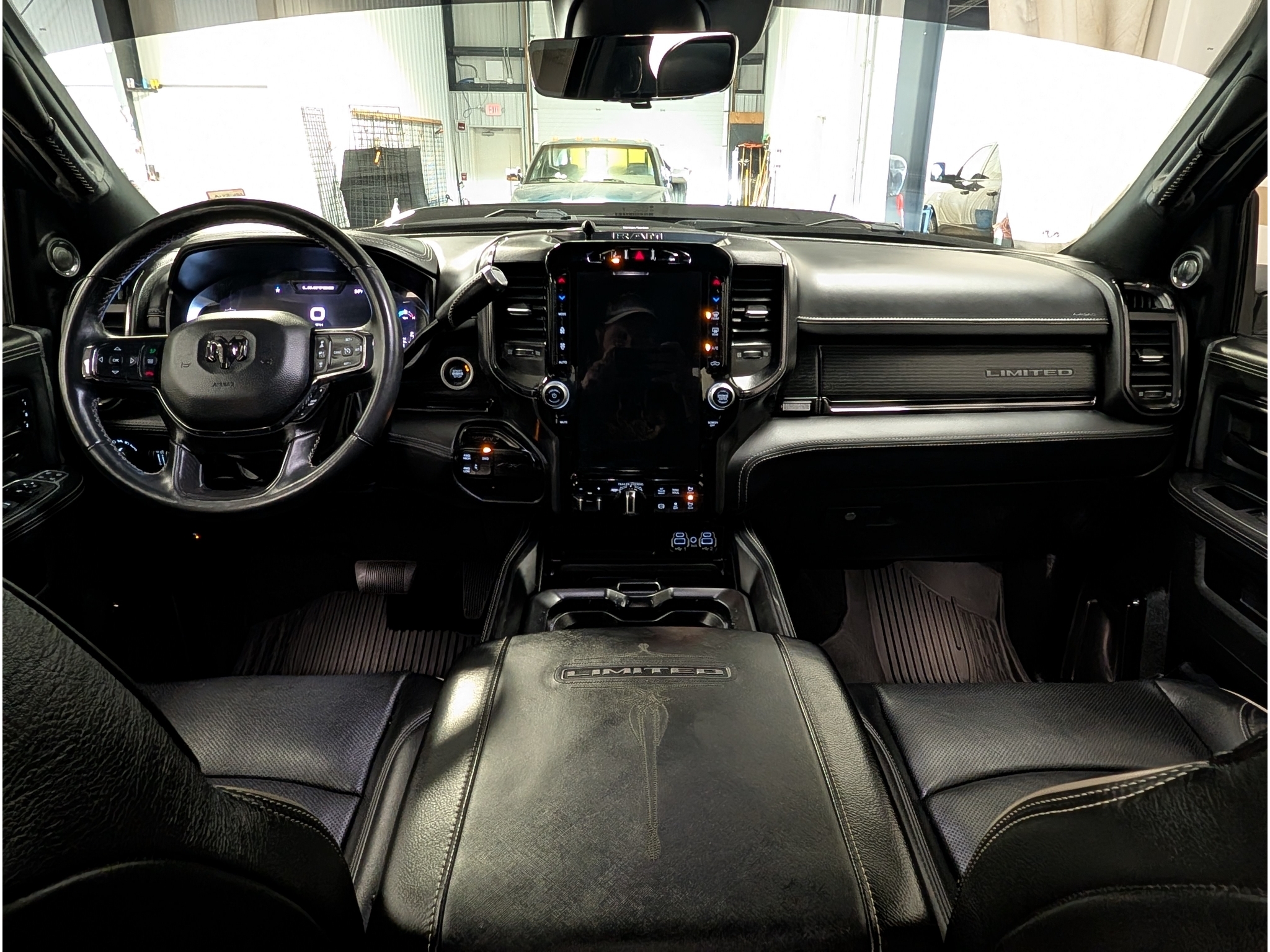 Photo 12