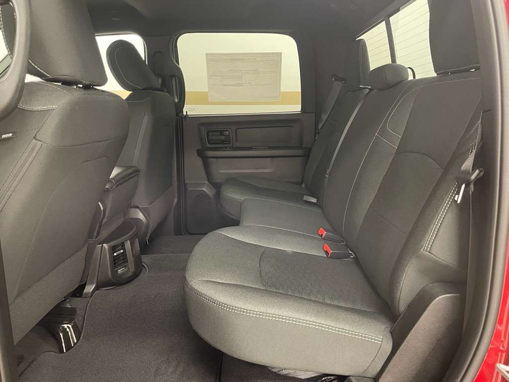 2025 RAM 3500 Tradesman - Photo 12