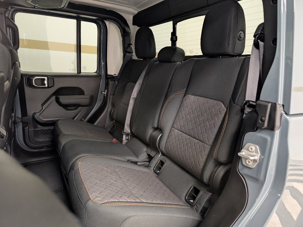 2026 Jeep Gladiator Mojave - Photo 9